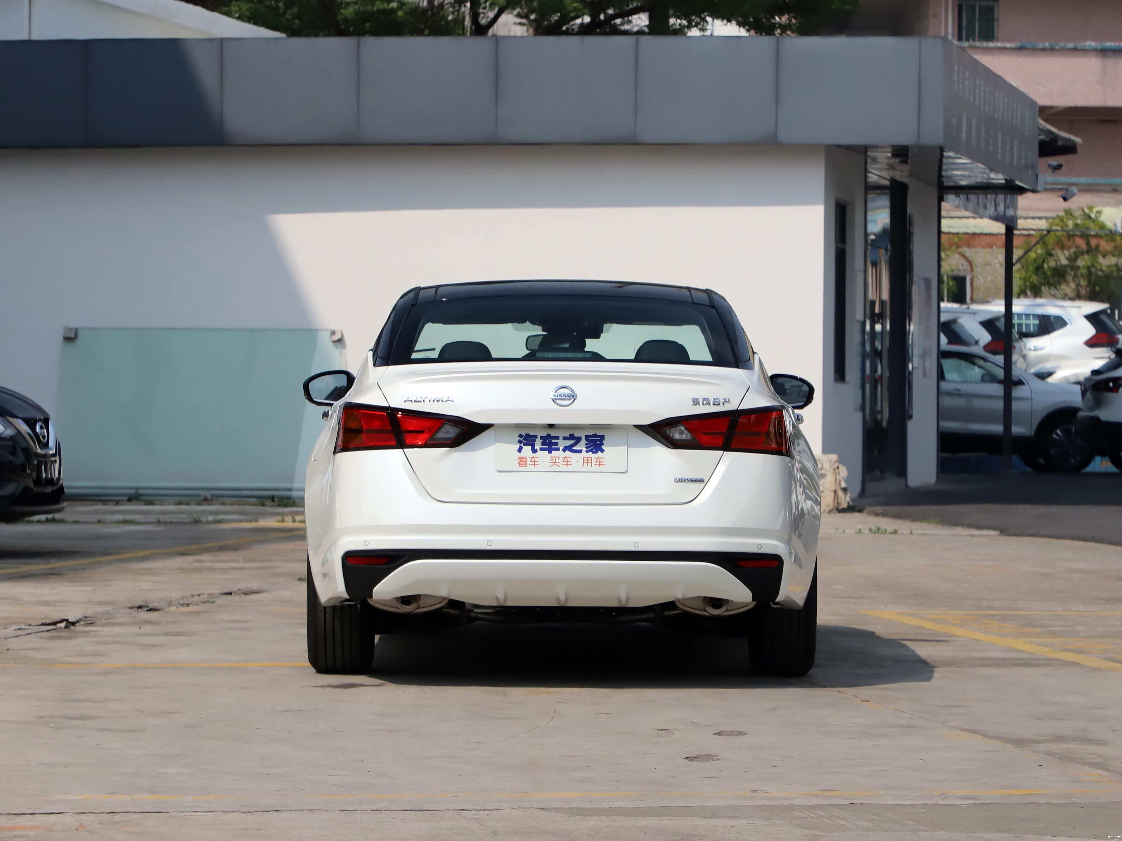 真皮沙发排行_提升客厅气场四款贵气逼人真皮沙发推荐(二)