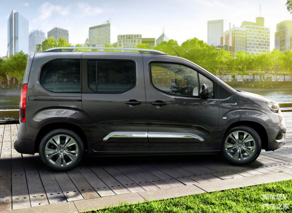 近日海外媒体曝光了丰田新款proace _车家号_发现车生活_汽车之家
