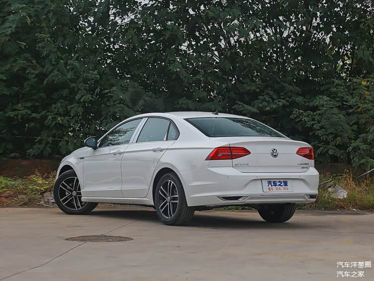 全新一代大众凌渡曝光外观造型形似小号cc