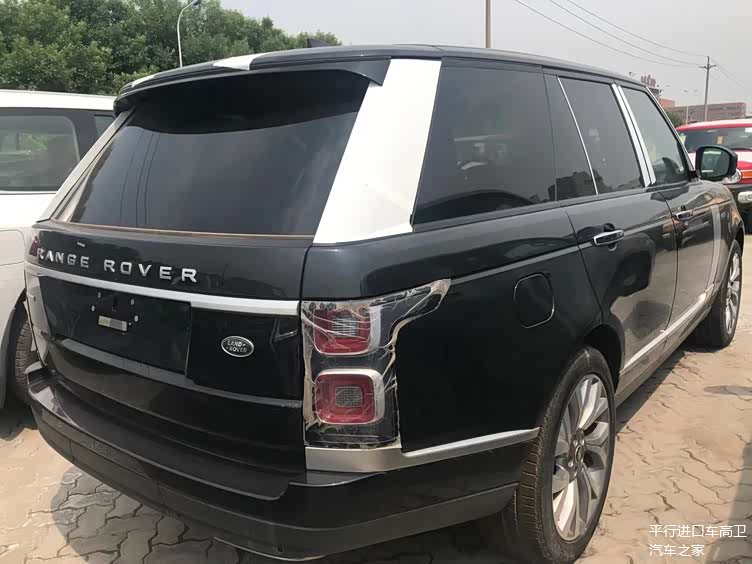 后尾部20款路虎揽胜行政3.