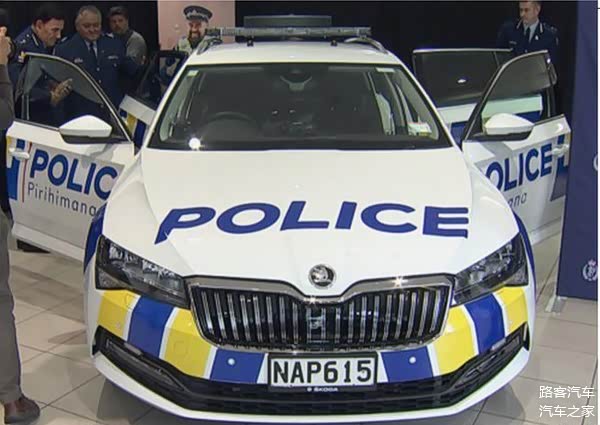 【斯柯达新推警车版速派外观图】新车采用直_车家号_发现车生活_汽车