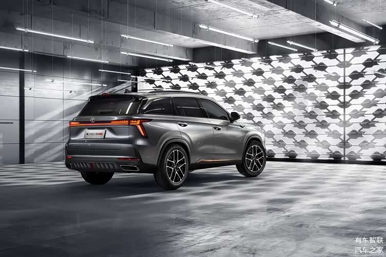 搭蓝鲸ne发动机爱信8at第二代长安cs75plus上市售1249万元起