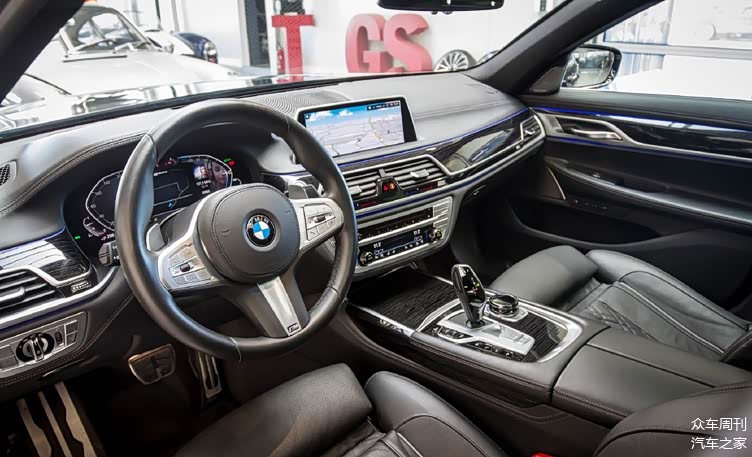 全新宝马插电混动745e,最适合自驾的d级车型之一!