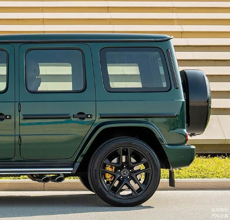 赛车绿涂装造型复古硬朗奔驰amgg63实车