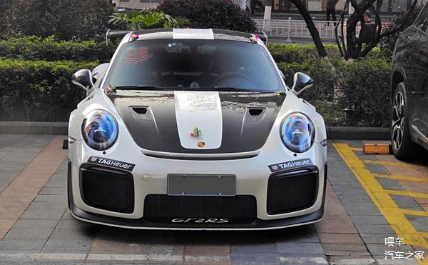 保時捷gt2 rs,目前最貴的保時捷911車型,全球限量1000臺,中國只有50臺