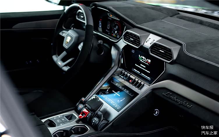 兰博基尼urus performante内饰