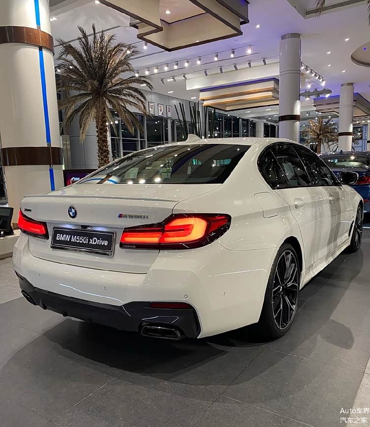 优雅运动的设计新宝马m550ixdrive实车