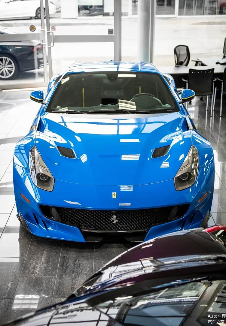 梦幻之蓝 v12神车 法拉利f12 tdf 看起来真精神_车家号_发现车生活