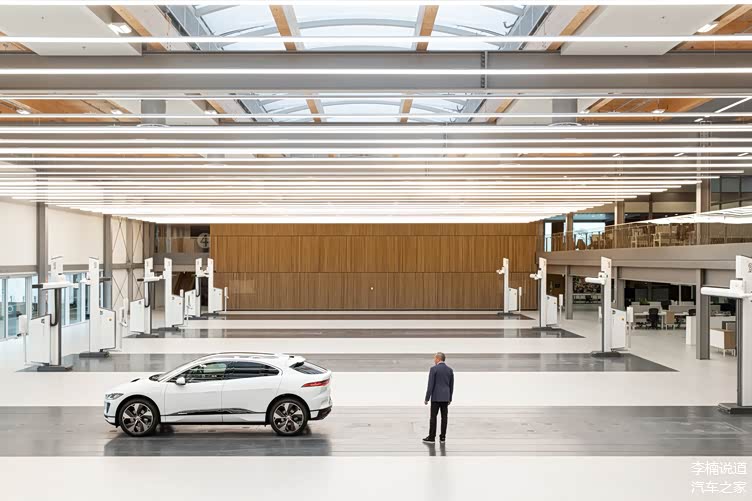 设计中心在位于英国盖登(gaydon)的捷豹路虎总部创新工程中心隆重揭幕