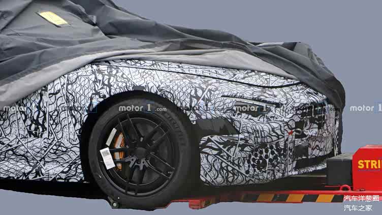 全新奔驰sl级跑车谍照 蚌式发动机盖的车头