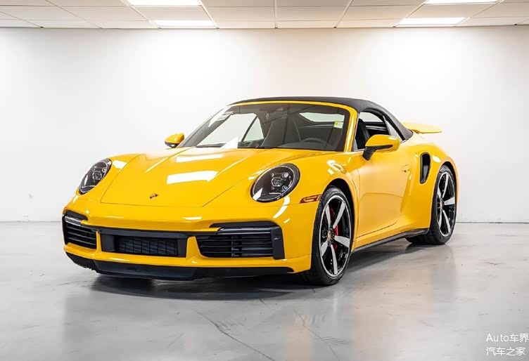 黄色敞篷青蛙车保时捷911turbo敞篷版你心动了吗