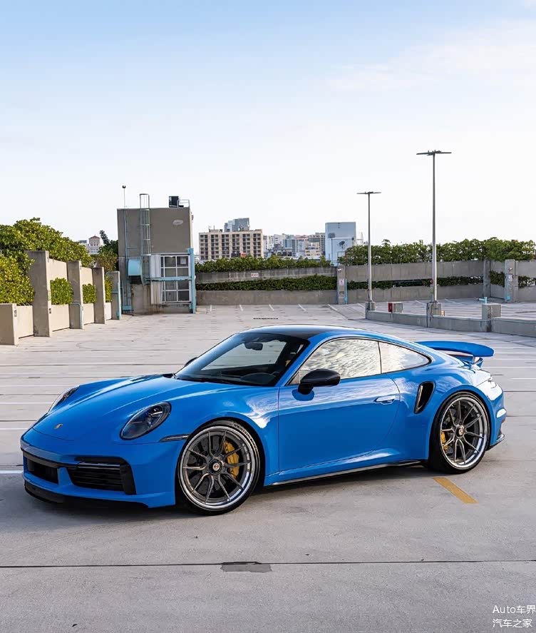 鲨鱼蓝涂装 精气神十足 保时捷911 turbo s实车_车家号_发现车生活