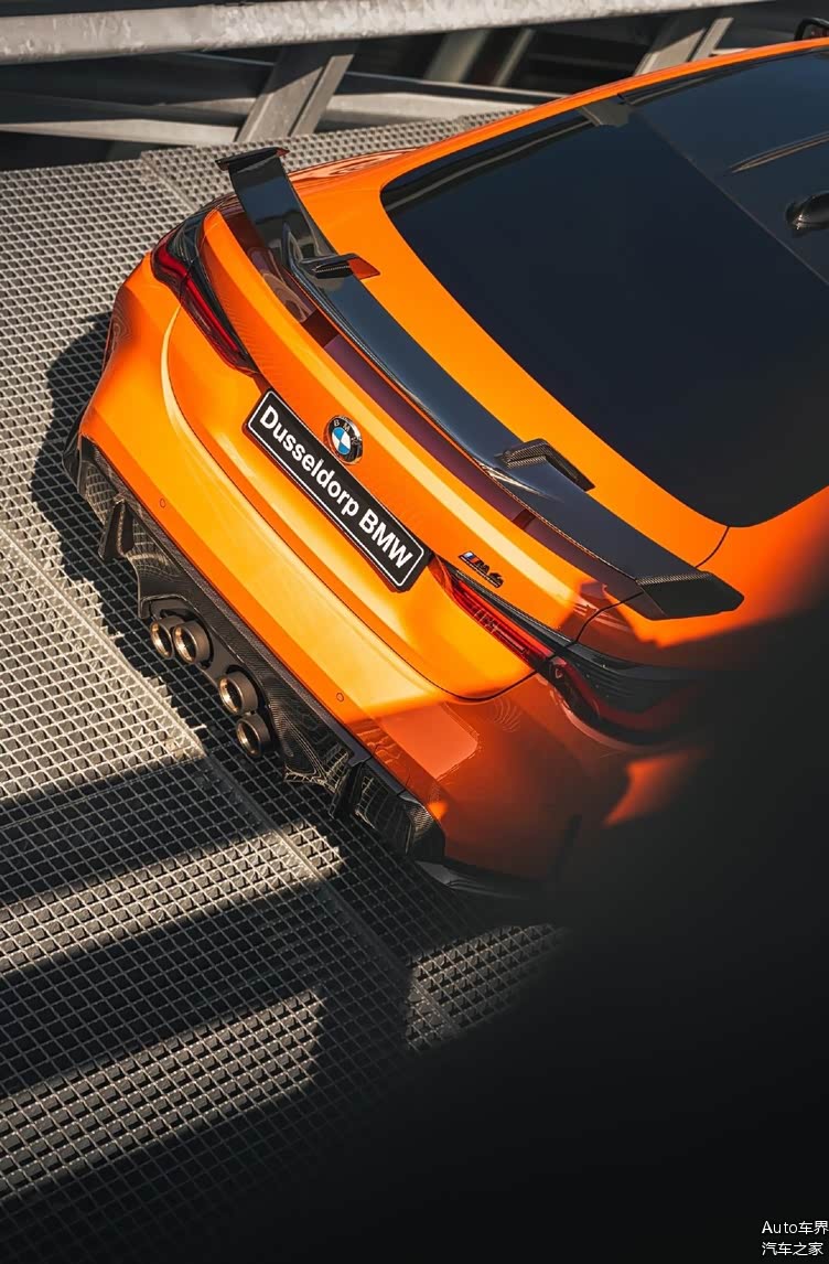 年轻运动化的设计 橙色涂装时尚感很强 宝马m4雷霆版实车_车家号_发现