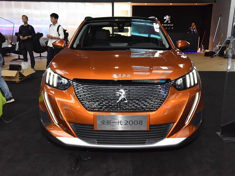 2020款标致2008 230thp 3d臻尚版前脸/引自汽车之家图库