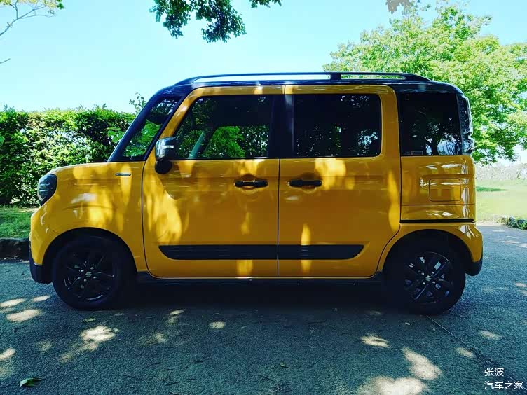 代步小车 采用侧滑门 感觉很呆萌 铃木spacia gear_车家号_发现车生活