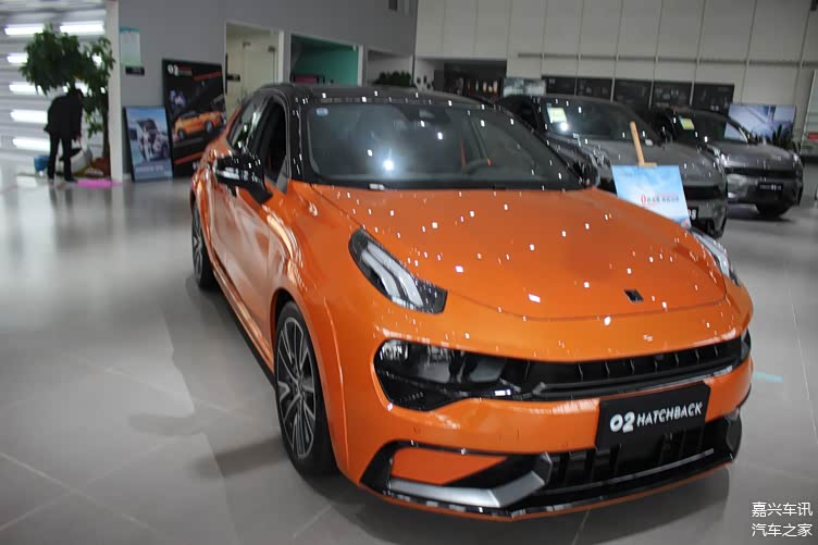 2021款领克02hatchback到店橙色涂装很时尚20t提速62秒