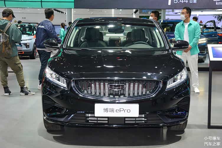 1558万起新款吉利博瑞phev上市纯电动续航84km