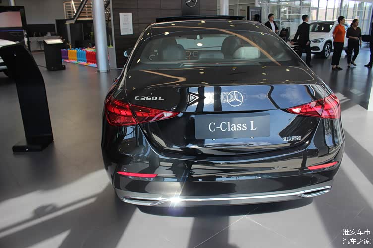 2022款奔驰c级到店立标很高档内饰小s级全系9at真香