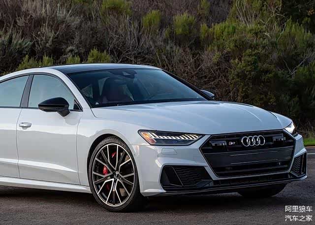 2020款奥迪s7强势来袭,堪称性能猛兽,一脚油450匹