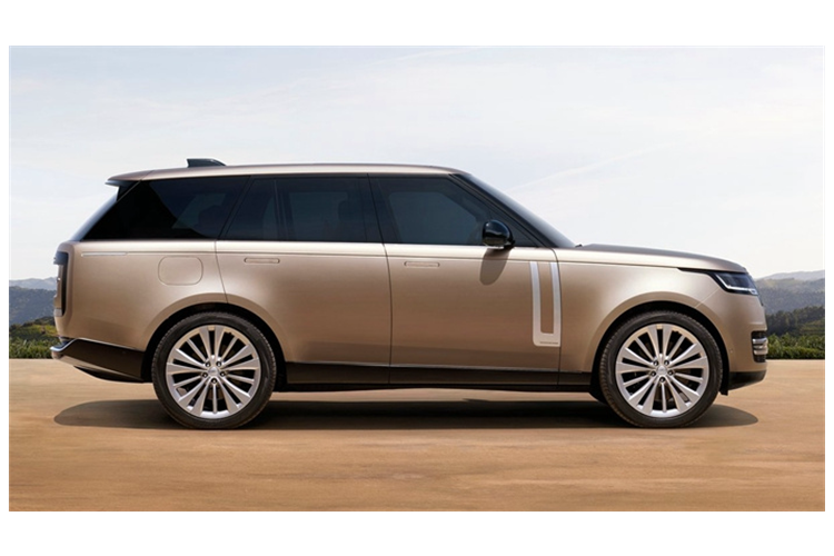 虽然是换代车型,但我们都知道像路虎揽胜,奔驰大g这些车型的设计感太