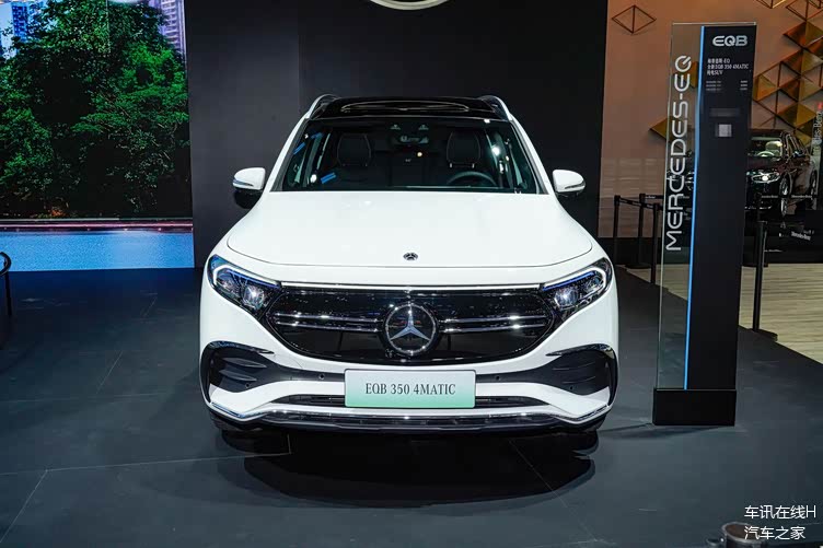 奔驰旗下的全新纯电动suv车型奔驰eqb实车亮相外观更显时尚