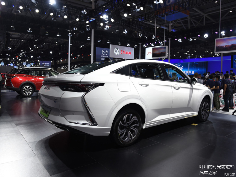 1498万元起售东风风神奕炫ev重庆地区新车到店