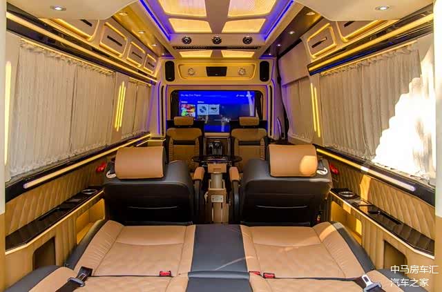 奔驰斯宾特豪华商务车真正的移动包厢蓝牌九座