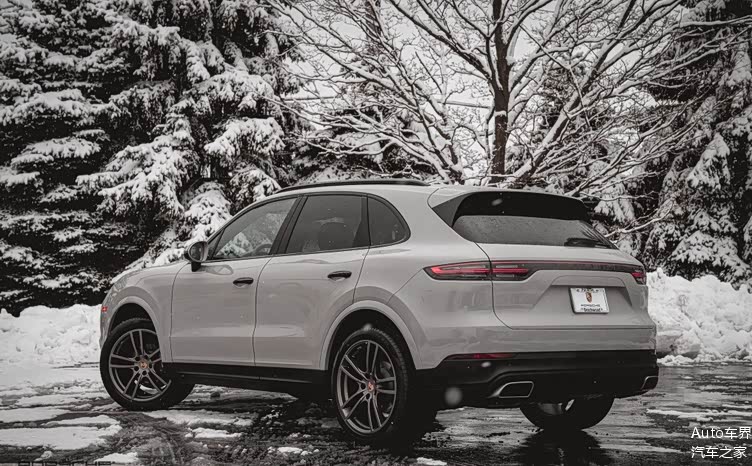 水泥灰保时捷卡宴黑色车身饰件低调中透露着奢华