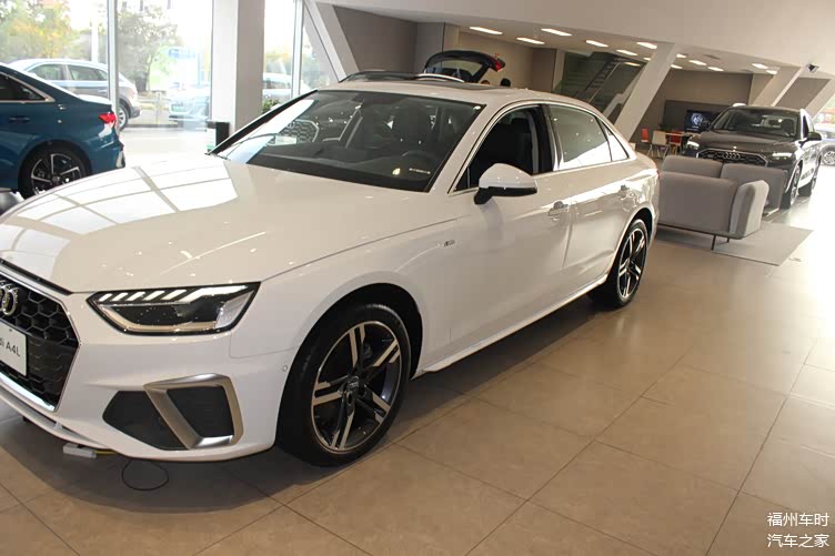 2021款奥迪a4l到店实拍,造型沉稳大气,车美价优,适合上班族