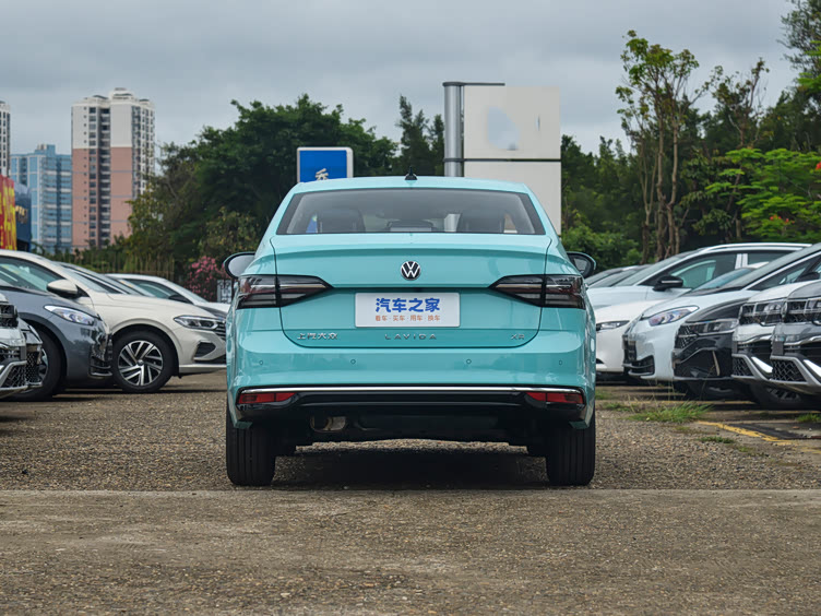 上汽大众朗逸新锐正式上市售9999万元起