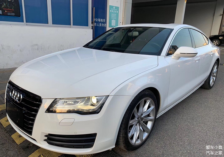 奥迪a7无框车门另加溜背造型没人比它更懂你