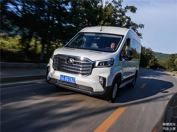 全能型轻客上汽大通maxus v90 高端细分领域的实力担当