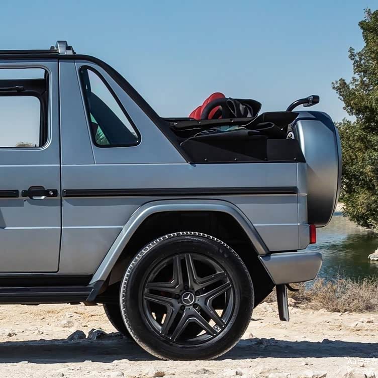 稀有车型造型复古短轴距v8三把锁奔驰g500双门敞篷版实车