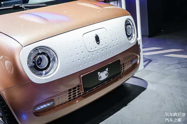 长城欧拉黑猫补贴后售价698万起成都车展掀起预订热潮