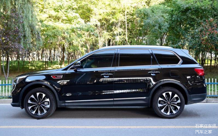 大佬重磅来袭2021款红旗hs7平价销售裸车价2758万起