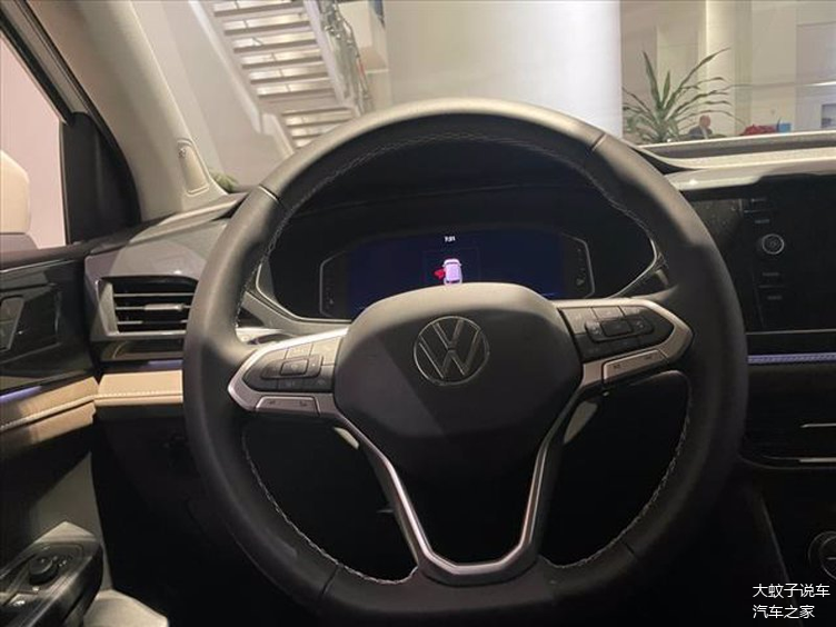全新大众taos海外实车最美大众基于mqb平台打造而来
