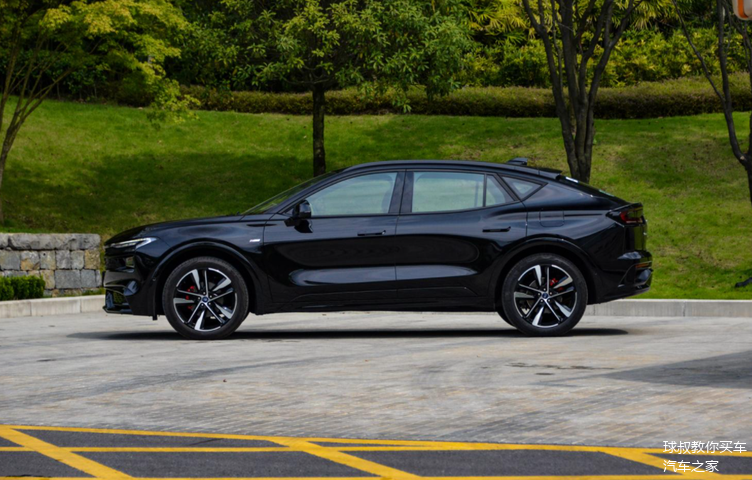 98万起,全系搭2.0t动力,福特evos正式上市!