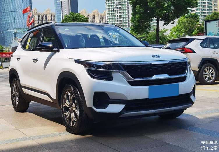 2021款起亚kx3傲跑更大更时尚可以俘获你的芳心吗