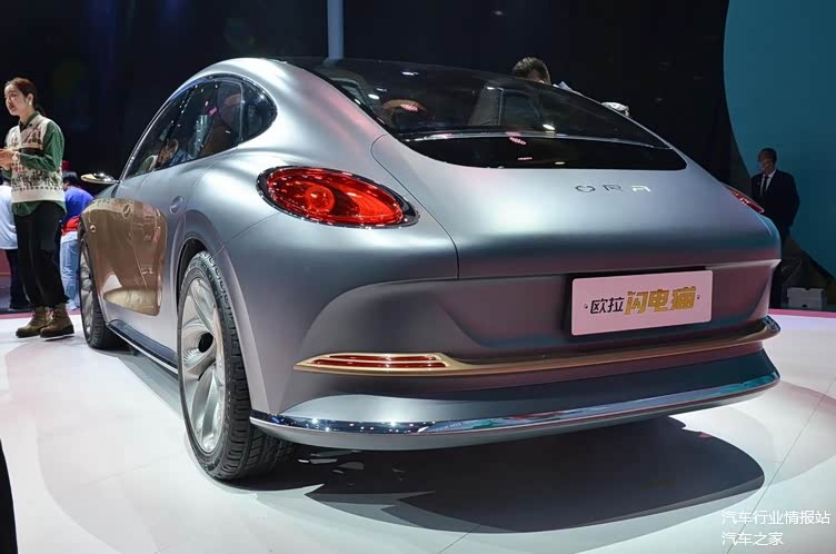 瞄准女性用车市场,外观很像保时捷,欧拉闪电猫二季度