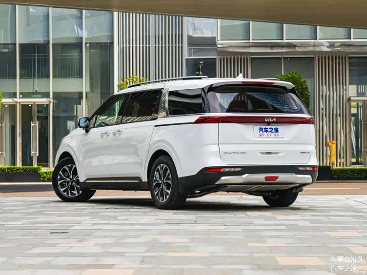 又一合资mpv强势归来起亚嘉华目前购车暂无优惠2889万元起售