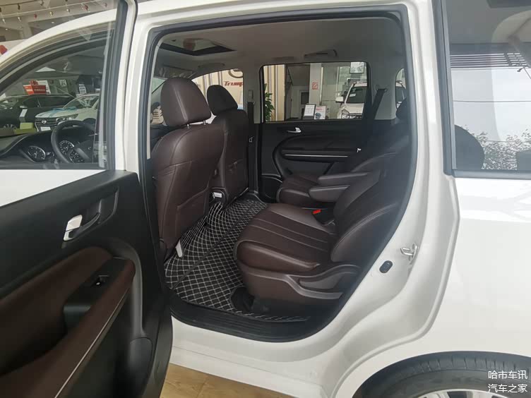 到店实拍哈尔滨地区2019款广汽传祺gm6优惠高达06万元