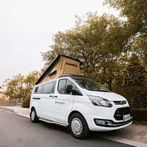 途酷b型大通v90房车5.9米 三张独立床,隐藏式卫生间,双电源系统