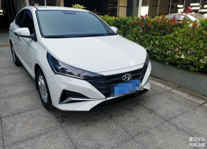 外观跟上时代,低价合资代步车,2020款现代悦纳裸车价5.58万起
