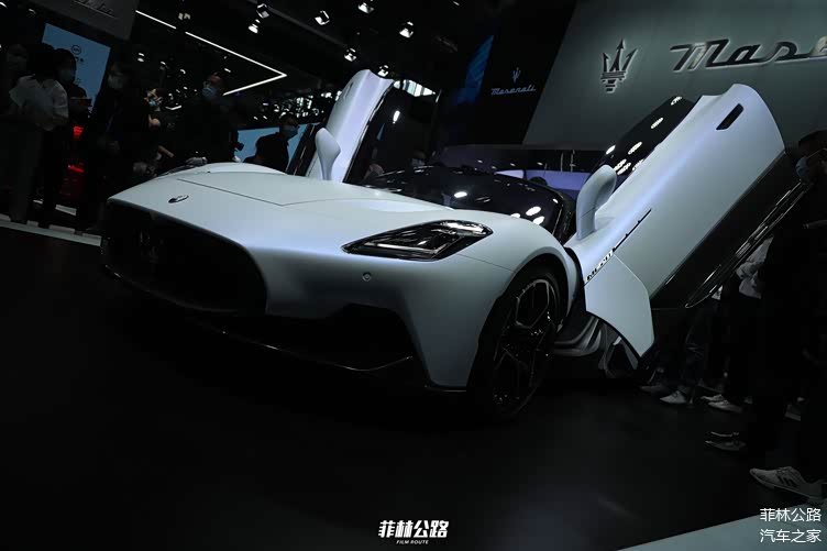 新车实拍#菲林公路2020北京车展 玛莎拉蒂mc20