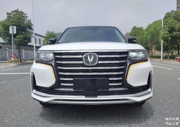 2021款长安cs95实车亮相拒绝平庸的创新自主品牌功力有多深