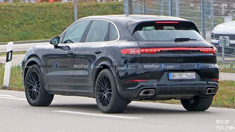 外观内饰均升级新款保时捷卡宴谍照曝光或2022年亮相