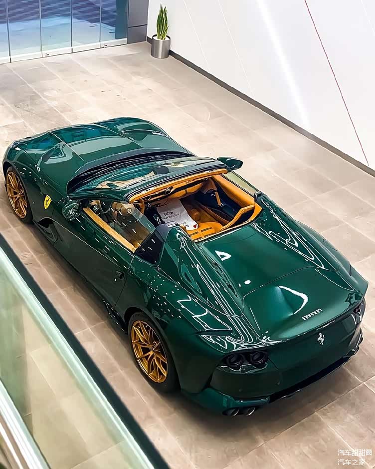 颜值颇高 动力表现出色 法拉利812 gts 绿色涂装回头率高