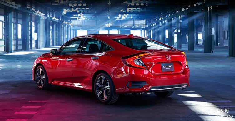 本田思域三厢版全系优惠1万元仅售10991599万元