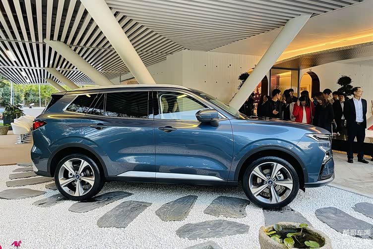 又一爆款福特equatorsport实车首次亮相全新的suv车型