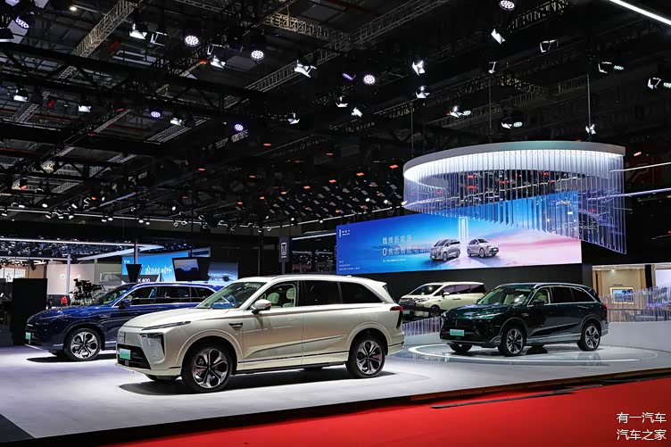 魏牌做强大六七座市场蓝山高山双旗舰闪耀上海车展